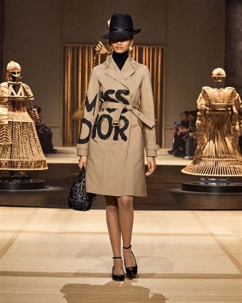 styliste christian dior|christian dior's latest collection.